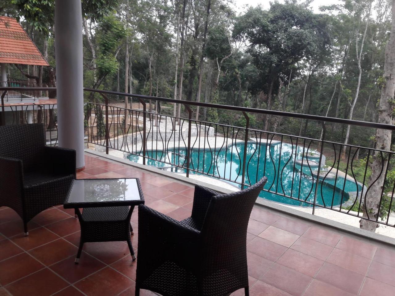 Hotel The Birchwood Retreat, Madikeri Exterior foto